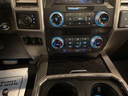 Used 2019 Ford F250 Platinum w/ Platinum Ultimate Package AWD/4WD image 24