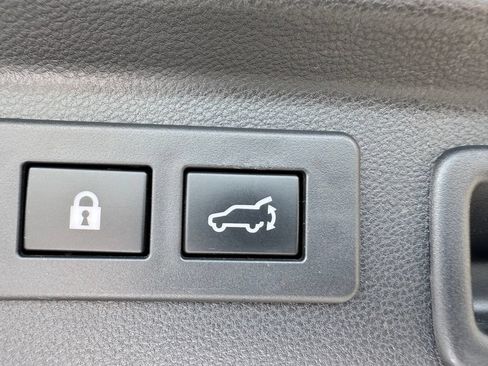 Used 2023 Subaru Forester Touring AWD/4WD image 26