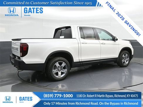 New 2025 Honda Ridgeline RTL image 2