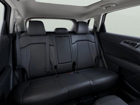 New 2026 Kia Sportage EX FWD image 12