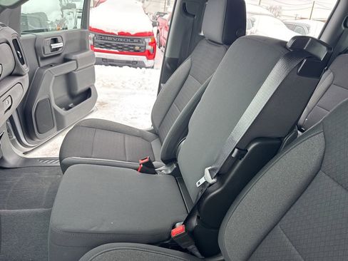 Used 2022 Chevrolet Silverado 2500 Custom w/ Custom Value Package image 23