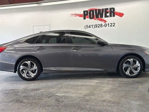 Used 2020 Honda Accord EX image 2