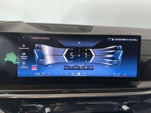 Used 2024 BMW X5 xDrive40i AWD/4WD image 19