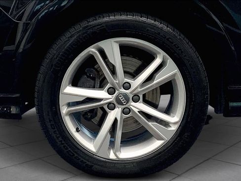 Used 2020 Audi Q3 2.0T Premium w/ Convenience Package image 11