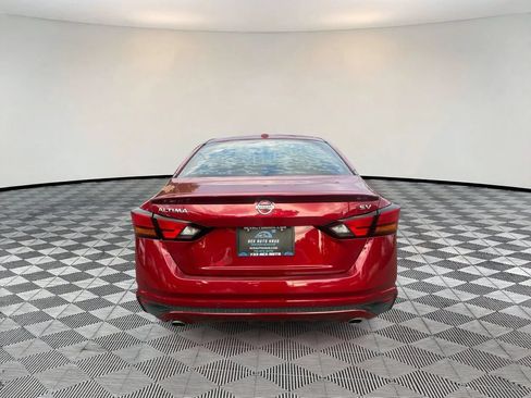 Used 2019 Nissan Altima 2.5 SV FWD image 6