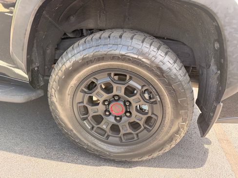 Used 2023 Toyota Sequoia TRD Pro AWD/4WD image 17