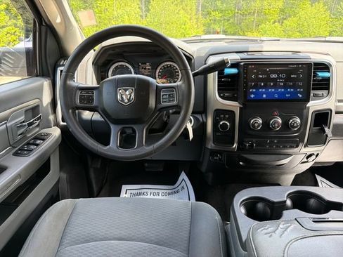 Used 2017 RAM 3500 SLT w/ Snow Chief Group AWD/4WD image 13