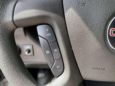Used 2024 GMC Savana 2500 w/ Driver Convenience Package RWD image 17