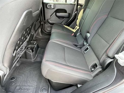 Used 2022 Jeep Gladiator Rubicon w/ Trailer Tow Package image 14