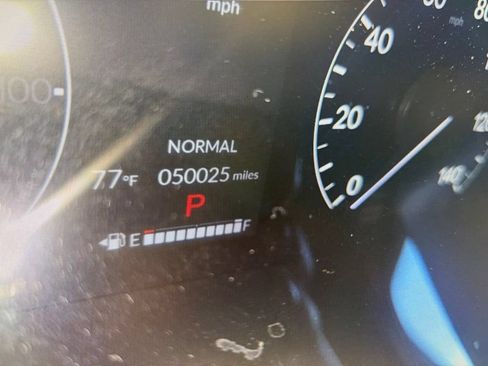 Used 2024 Honda CR-V Sport Touring image 10