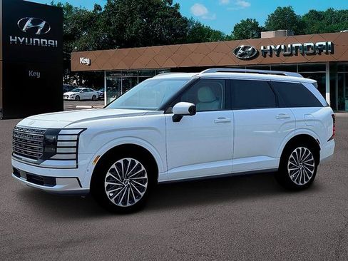 Used 2026 Hyundai Palisade Calligraphy AWD/4WD image 3