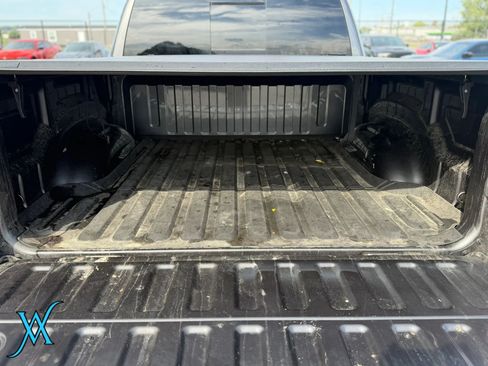 Used 2025 RAM 1500 Big Horn AWD/4WD image 38