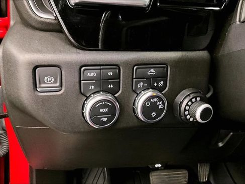 Used 2022 GMC Sierra 1500 SLE AWD/4WD image 38