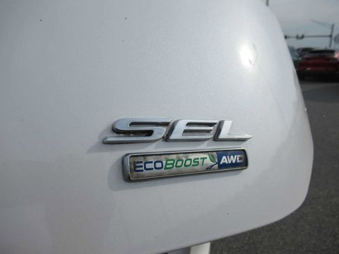 Used 2016 Ford Edge SEL w/ Equipment Group 201A AWD/4WD image 18