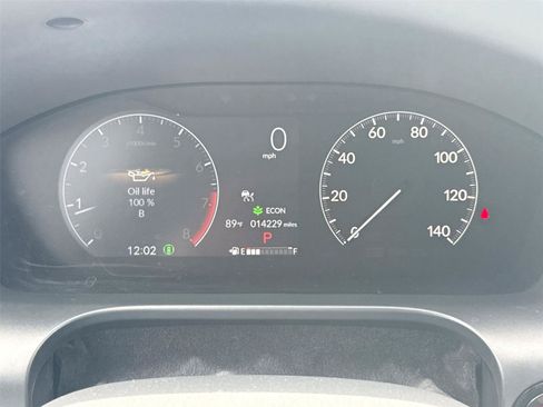 Certified 2025 Honda HR-V LX image 28