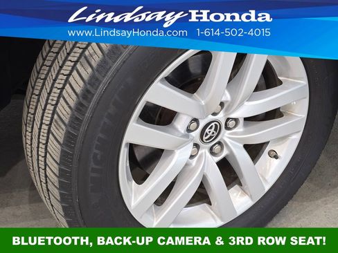 Used 2016 Toyota Highlander LE image 24