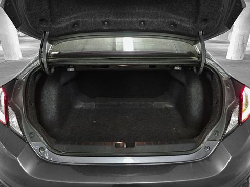 Used 2020 Honda Civic EX image 9