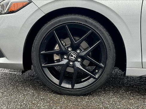 Used 2023 Honda Civic Sport image 8