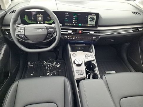 New 2026 Kia Sportage EX image 21