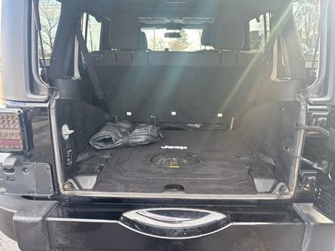 Used 2017 Jeep Wrangler Unlimited Sport image 18