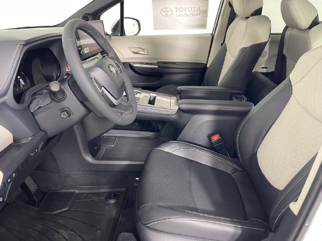 New 2026 Toyota Sienna Limited AWD/4WD image 2