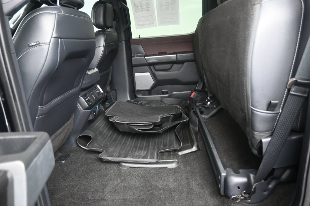 Used 2021 Ford F150 Lariat w/ Equipment Group 502A High AWD/4WD image 14
