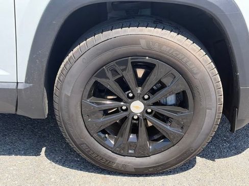 Used 2026 Chevrolet Equinox LT AWD/4WD image 46
