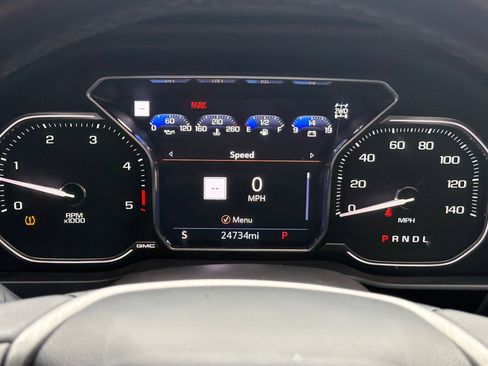 Used 2022 GMC Sierra 3500 Denali w/ Denali Ultimate Package image 24