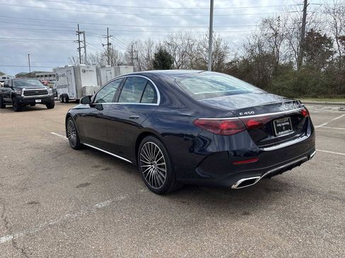 New 2026 Mercedes-Benz E 450 4MATIC Sedan image 4