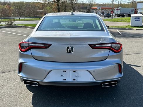 Used 2025 Acura TLX w/ Technology Package image 3