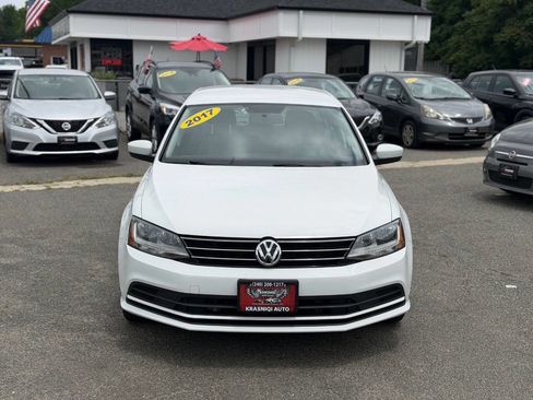 Used 2017 Volkswagen Jetta S FWD image 3