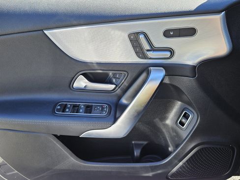 Certified 2022 Mercedes-Benz A 220 image 39
