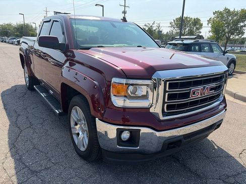 Used 2015 GMC Sierra 1500 SLE w/ SLE Value Package AWD/4WD image 3