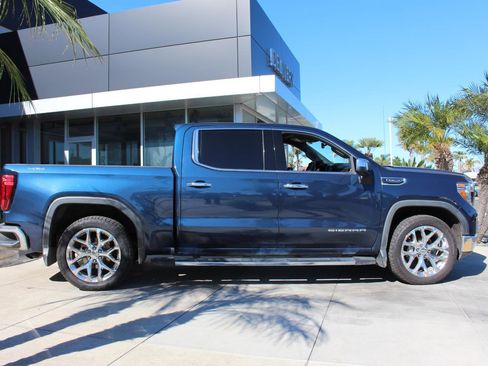 Used 2020 GMC Sierra 1500 SLT w/ SLT Premium Package image 10