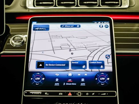 Used 2025 Mercedes-Benz Maybach S 680 4MATIC image 14