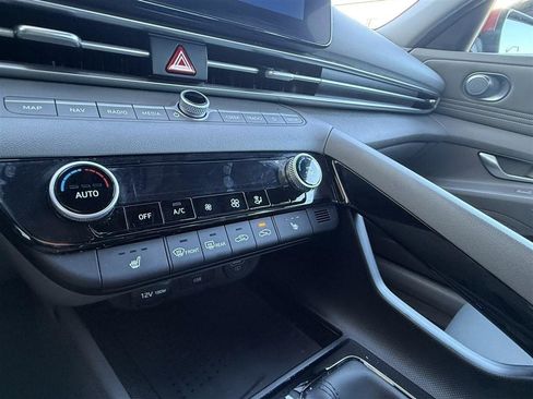 Used 2023 Hyundai Elantra SEL w/ Convenience Package FWD image 33
