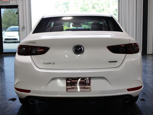 Used 2020 MAZDA MAZDA3 Sedan FWD image 5