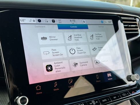 Used 2023 Jeep Grand Wagoneer Series III w/ Rear Seat Video Group 1 image 23