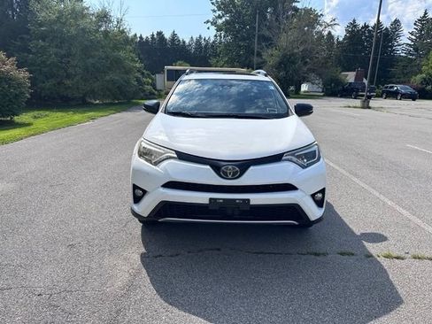 Used 2017 Toyota RAV4 SE w/ Power Special Value Package AWD/4WD image 8