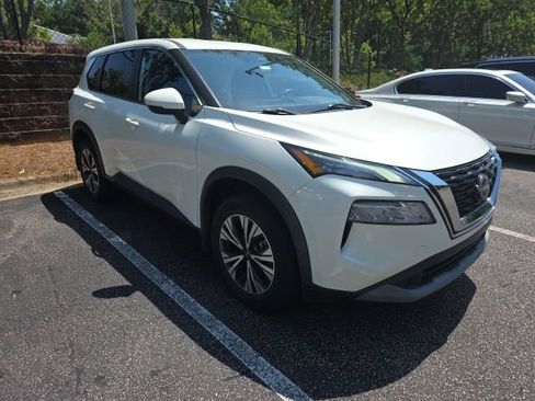 Certified 2022 Nissan Rogue SV AWD/4WD image 3