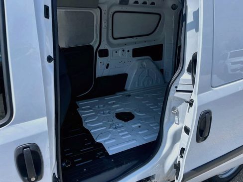 Used 2022 RAM ProMaster City Tradesman FWD image 29