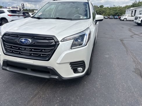 Used 2023 Subaru Forester Premium AWD/4WD image 10