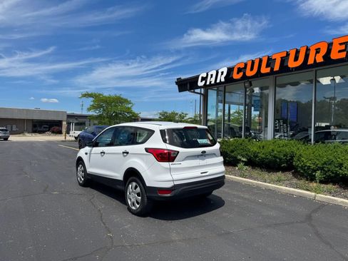 Used 2019 Ford Escape S FWD image 4