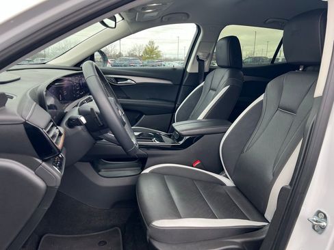 Used 2025 Buick Envision Sport Touring image 8