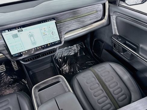 Used 2022 Rivian R1T Launch Edition AWD/4WD image 22