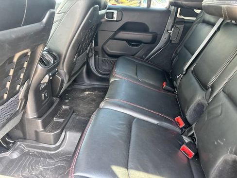 Certified 2019 Jeep Wrangler Unlimited Rubicon AWD/4WD image 8