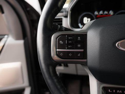 Used 2022 Ford F150 Limited AWD/4WD image 19