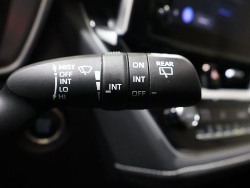 Used 2024 Toyota Corolla SE image 38