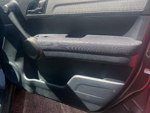 Used 2011 Honda CR-V LX image 4