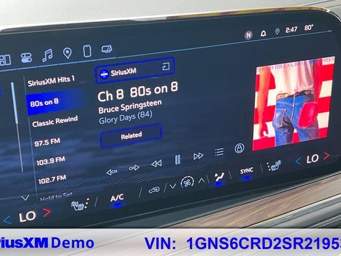 Used 2025 Chevrolet Suburban LT w/ Comfort Package image 37